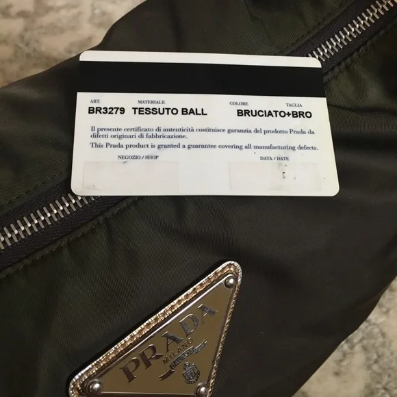 - Authentic beautiful Prada shoulder bag - Picture 7 of 8